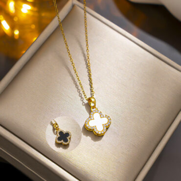 Black and White Clover Diamond Gold Necklace 41cm+9cm