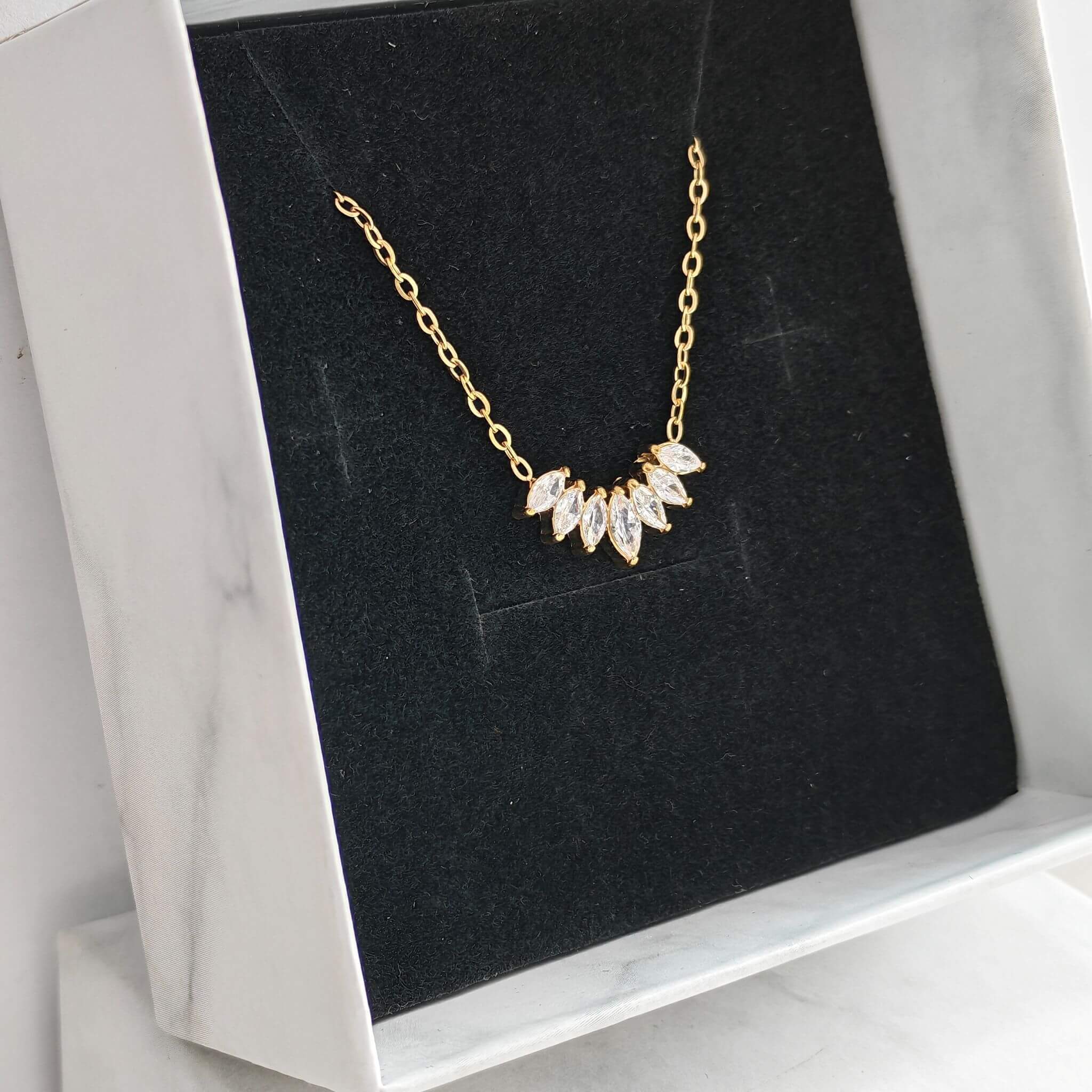 N0004 Marquise Leaf Cluster Necklace 04