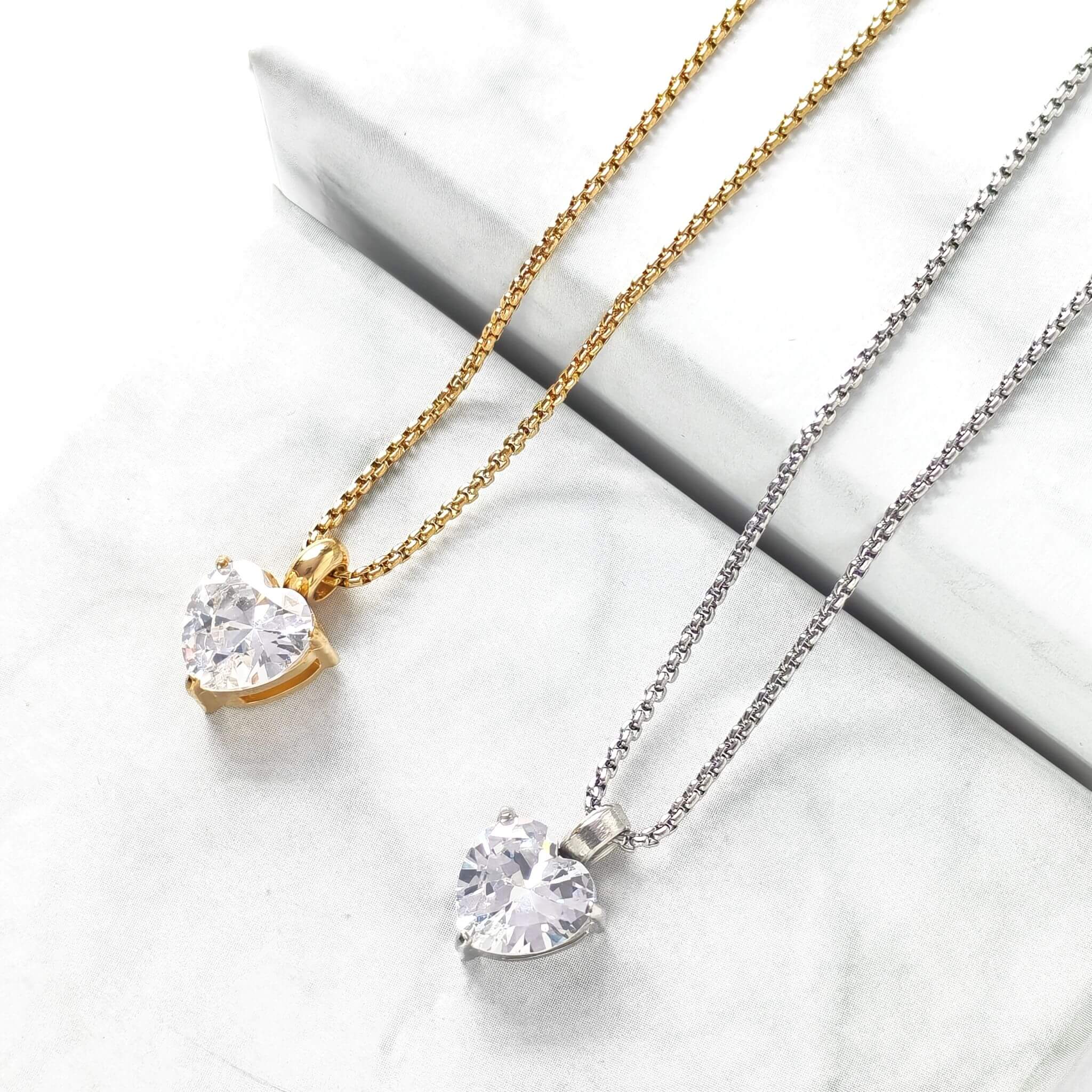 N0011 Heart Cubic Zirconia Solitaire Necklace 04