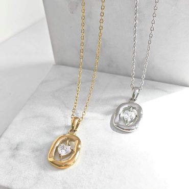 N0012 Floating Heart Stone Necklace 03