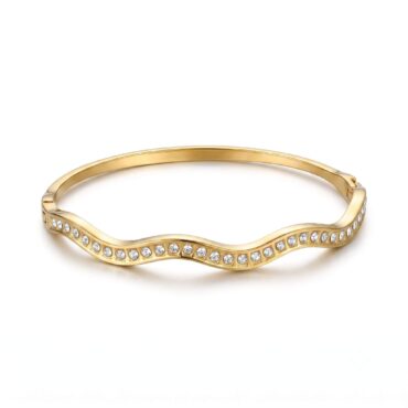 G10 Wavy Cubic Zirconia Bangle 01