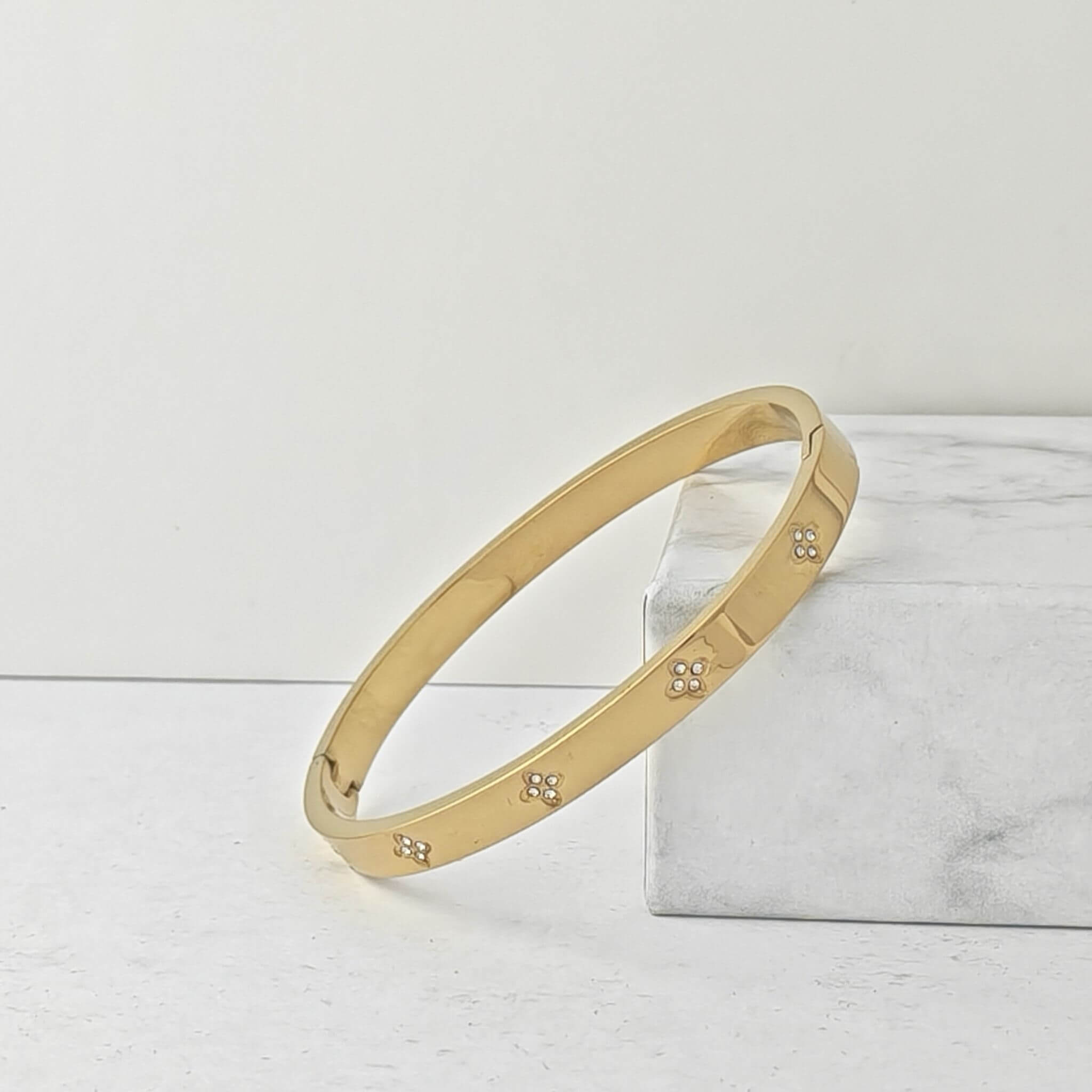 G14 Lucky Four Cubic Zirconia Bangle 02